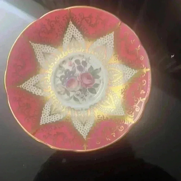 Vintage  Fancy Paragon Tea Cup &
Saucer - Pink with Gold Trim - Roses F144J - Picture 4 of 15